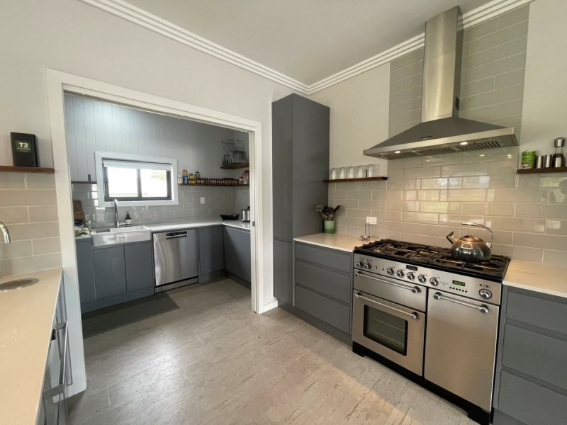 64 Campbell Road, Calala NSW 2340