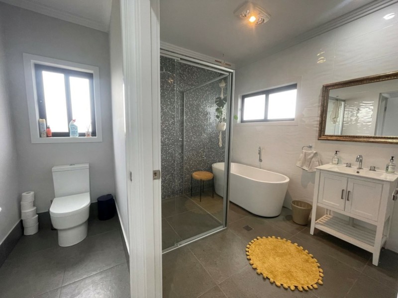 64 Campbell Road, Calala NSW 2340