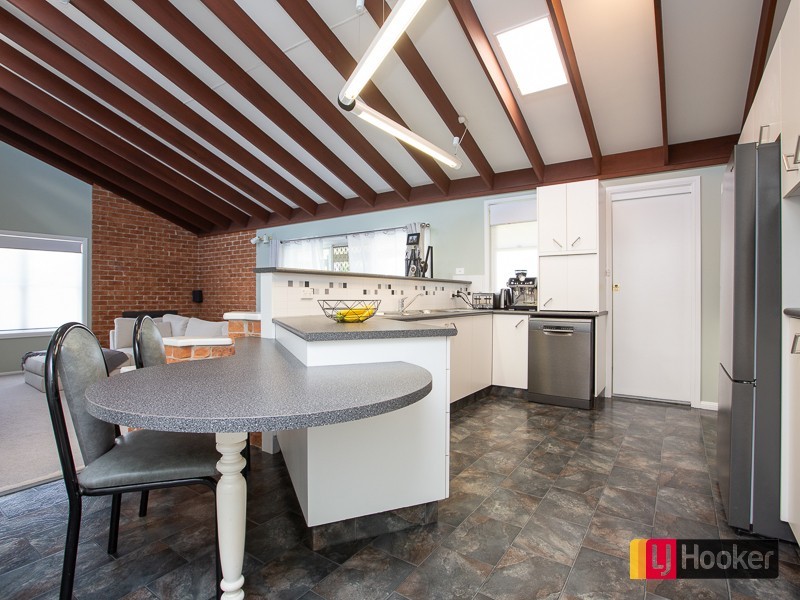10a Bandalong Street, Hillvue NSW 2340