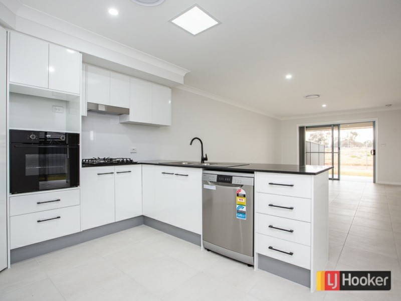 38 Gordon Street, Calala NSW 2340