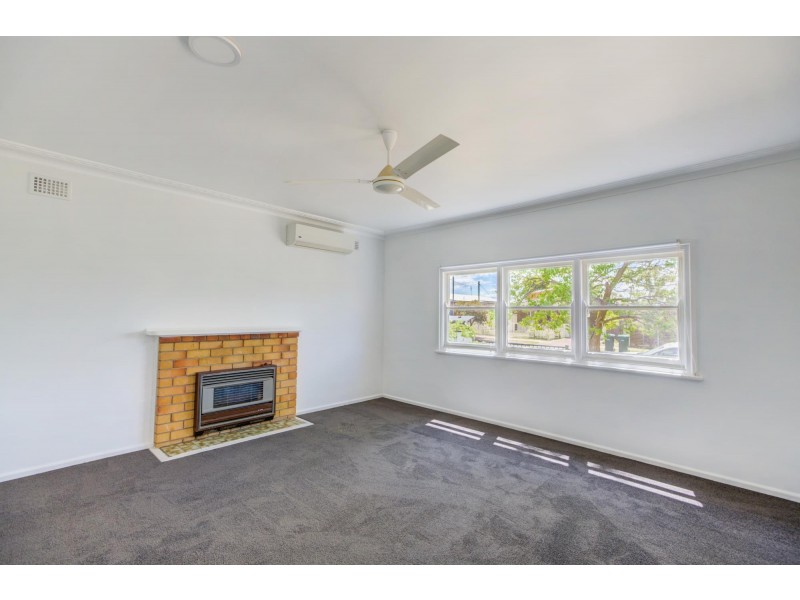 2/2 Begonia Street, South Tamworth NSW 2340