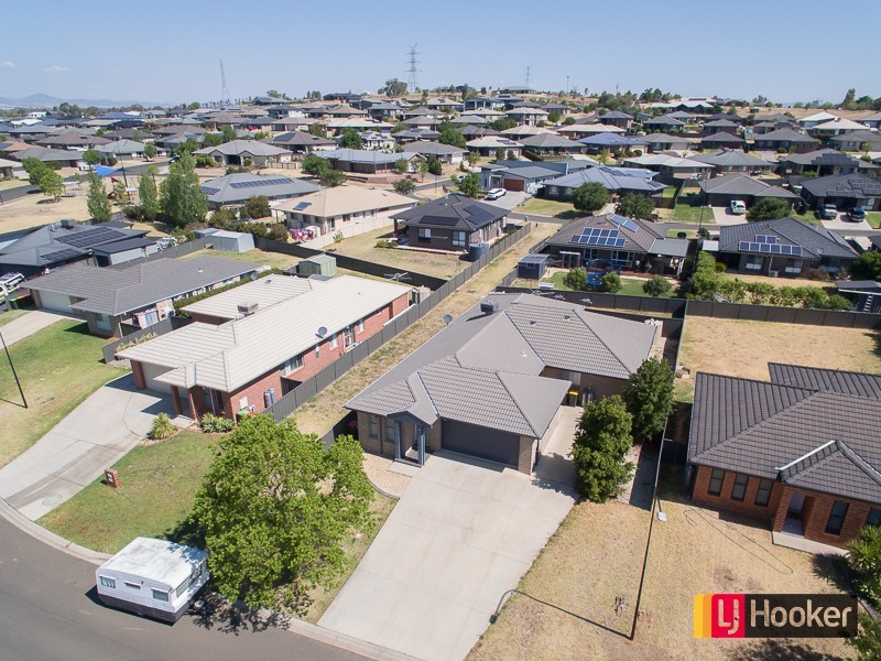 9-9a Wagtail Close, Calala NSW 2340