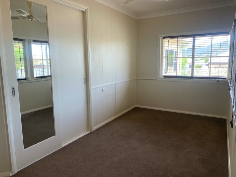 49 Phillip Street, Tamworth NSW 2340
