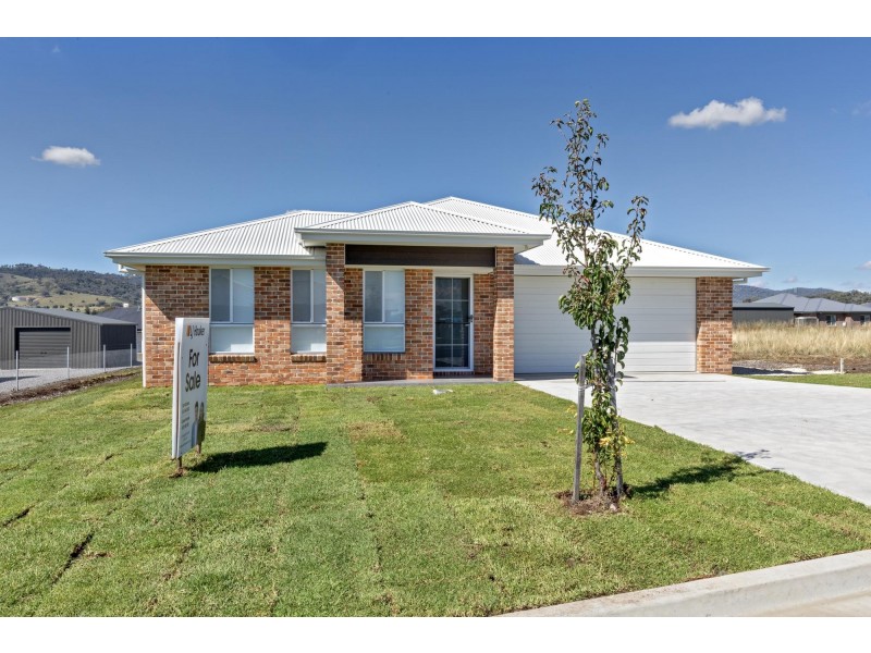 7 Peppercress Court, Moore Creek NSW 2340