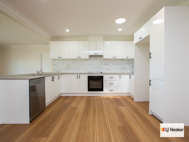 2 Terry Street, South Tamworth NSW 2340