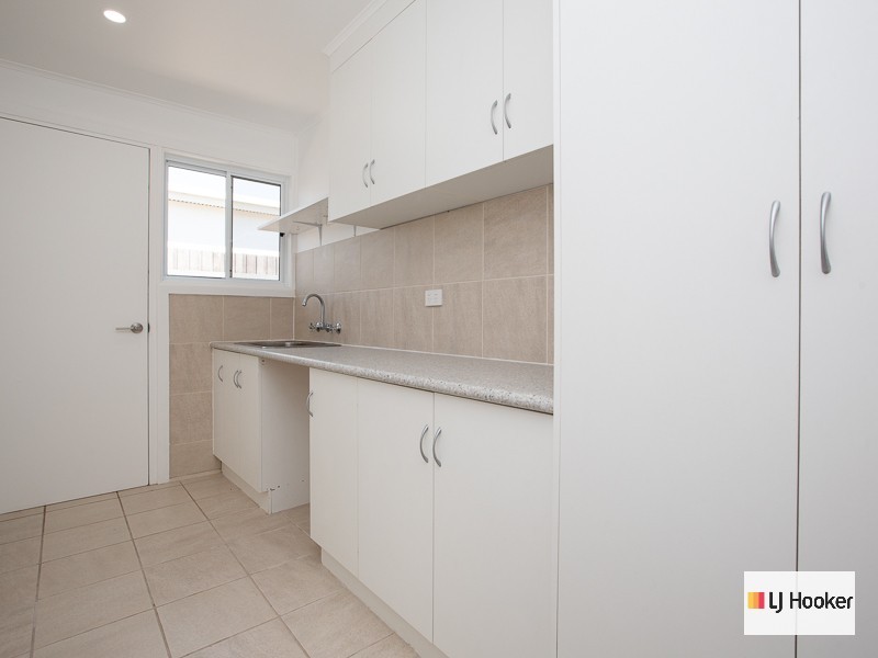 2 Terry Street, South Tamworth NSW 2340