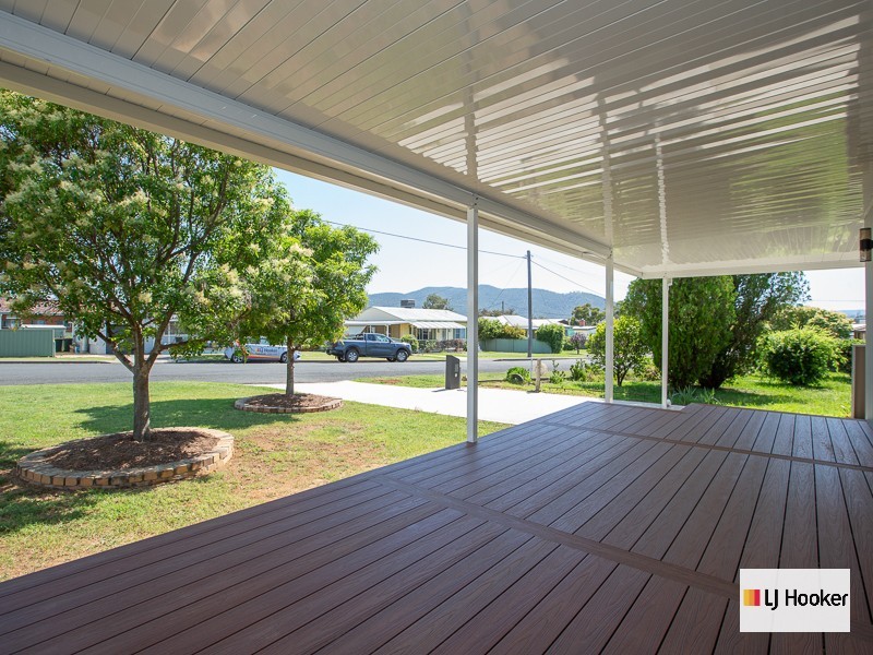 2 Terry Street, South Tamworth NSW 2340