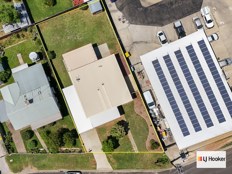 2 Terry Street, South Tamworth NSW 2340