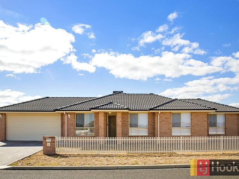 44 Marathon Street, Westdale NSW 2340