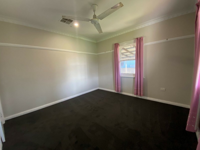 6 Robina Street, South Tamworth NSW 2340