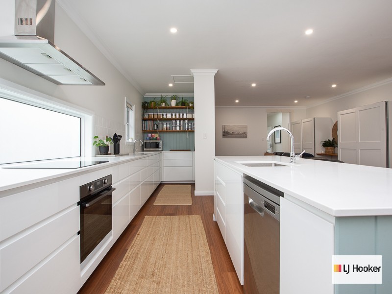 24 Dowell Avenue, East Tamworth NSW 2340