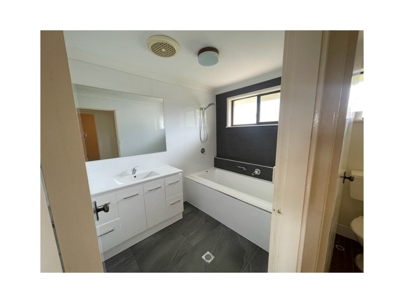 50 McRae Street, Hillvue NSW 2340