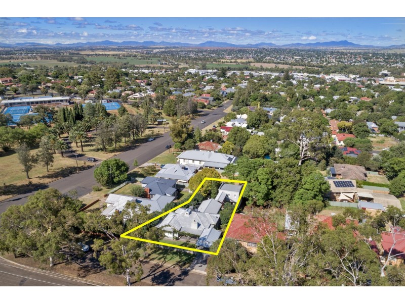 67 Raglan Street, East Tamworth NSW 2340
