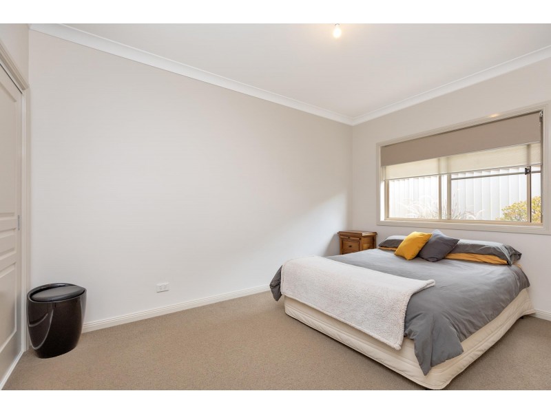 12 Lily Close, Kootingal NSW 2352