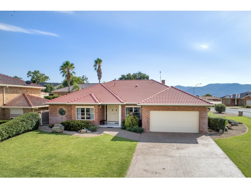 14 Neerim Street, Hillvue NSW 2340