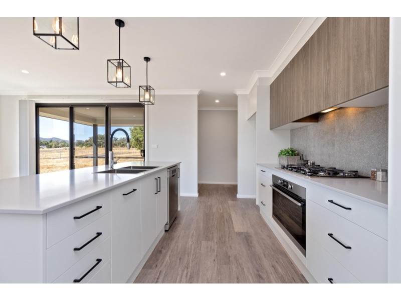 19 Sea Eagle Avenue, Tamworth NSW 2340