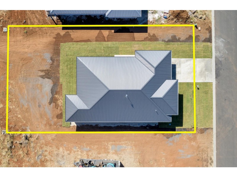 4 Sea Eagle Avenue, Tamworth NSW 2340