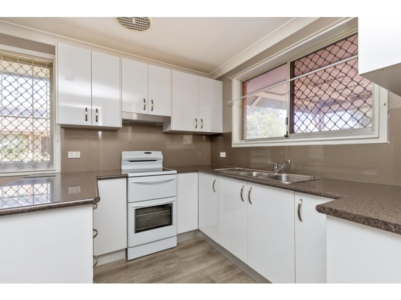 81 Warral Road, West Tamworth NSW 2340