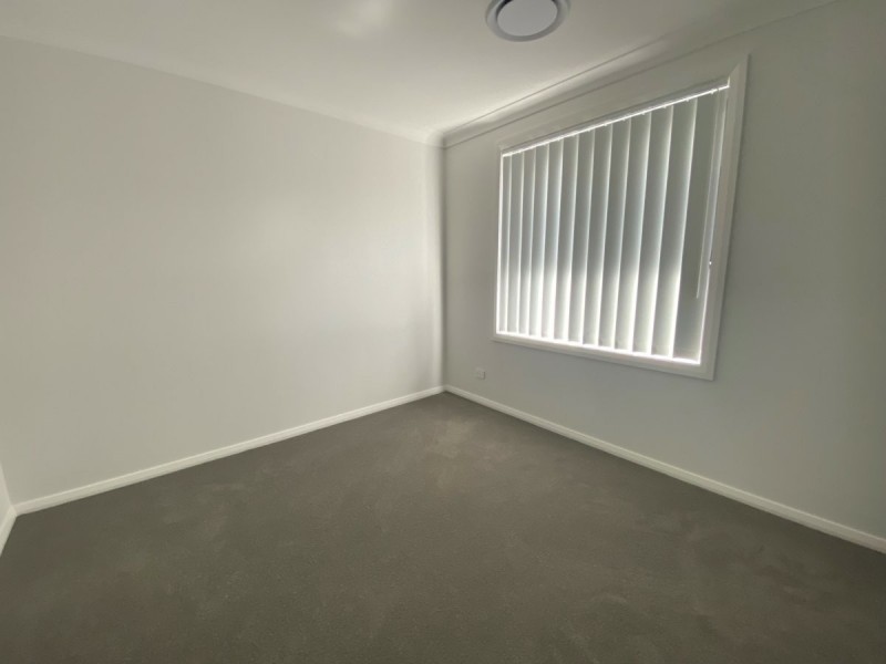 17 Gilbert Drive, Westdale NSW 2340