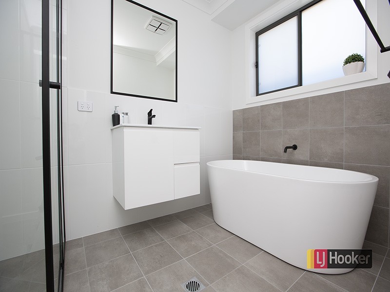 19 Gilbert Drive, Westdale NSW 2340