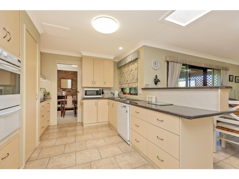 14 Quambi Street, Hillvue NSW 2340