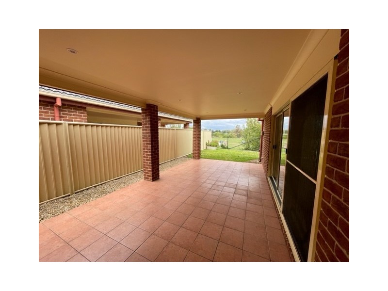 2/1-13 Spiller Street, East Tamworth NSW 2340