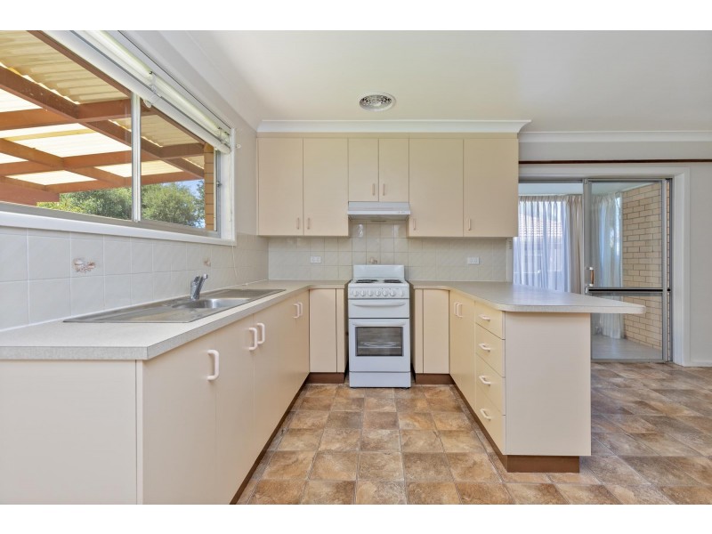 3 Moora Street, South Tamworth NSW 2340