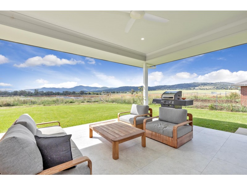 12 Fairymartin Lane, Moore Creek NSW 2340