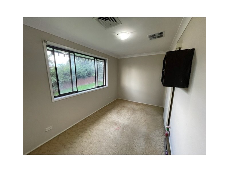 1 Wentworth Place, South Tamworth NSW 2340