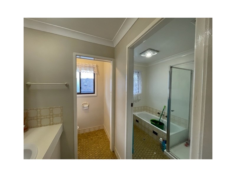 1 Wentworth Place, South Tamworth NSW 2340