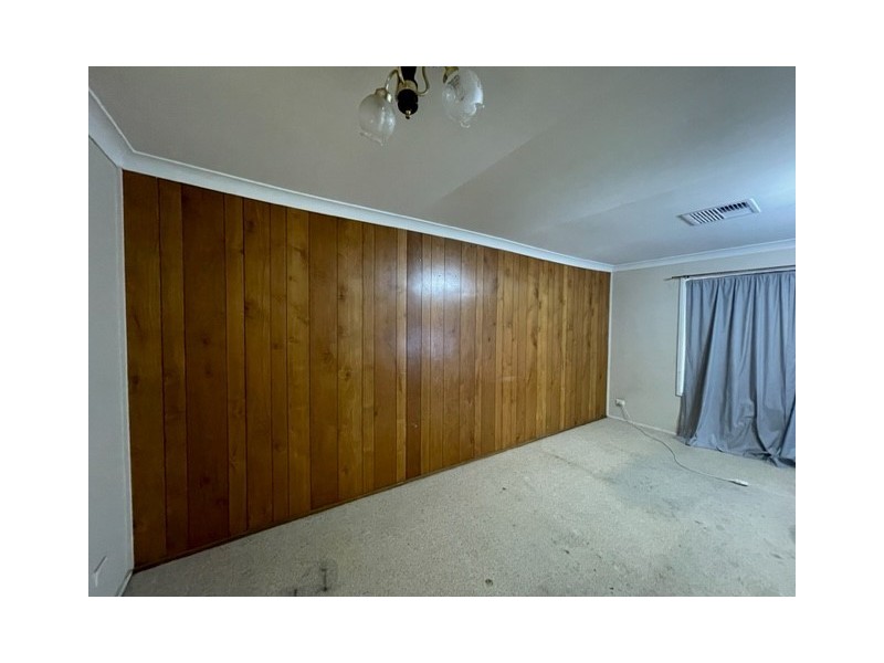 1 Wentworth Place, South Tamworth NSW 2340