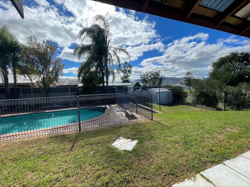 17 Baringa Place, Tamworth NSW 2340