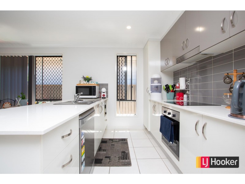 7 Mountview Crescent, Oxley Vale NSW 2340