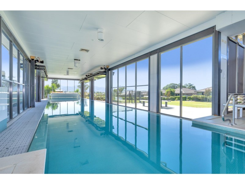68 Peak Drive, Hillvue NSW 2340