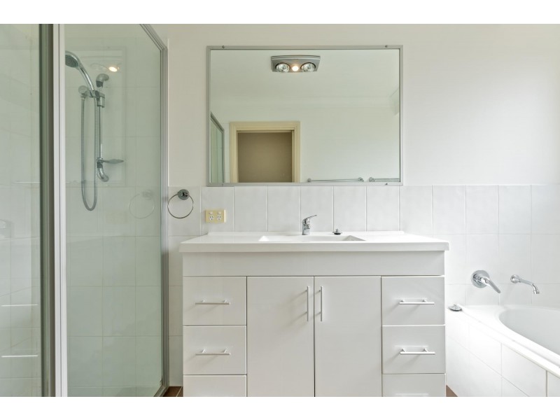 8 Rosella Avenue, Calala NSW 2340