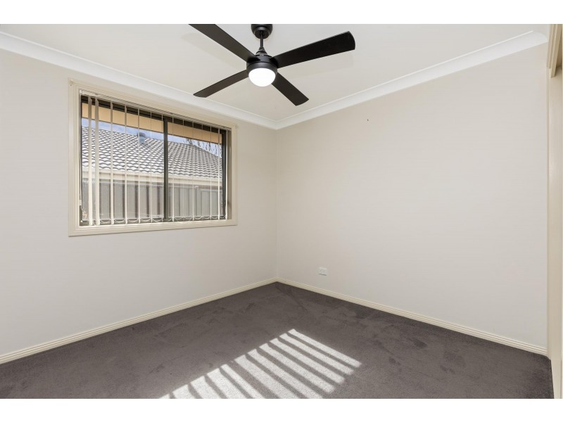 8 Rosella Avenue, Calala NSW 2340