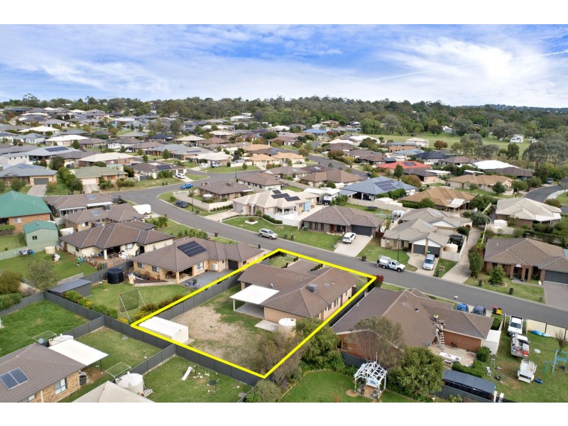 8 Rosella Avenue, Calala NSW 2340