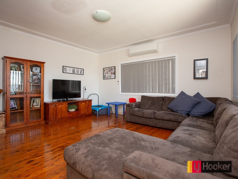 2 McRae Street, Hillvue NSW 2340