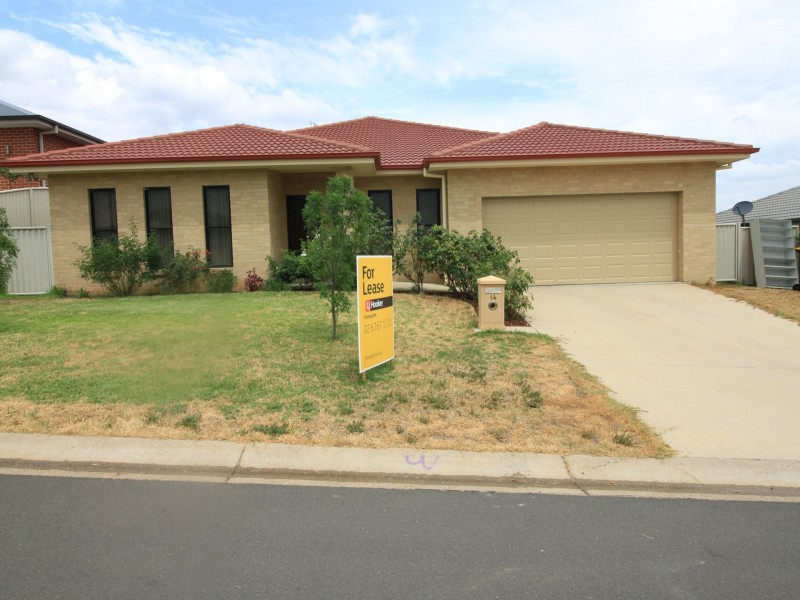 14 Kaputar Close, Tamworth NSW 2340