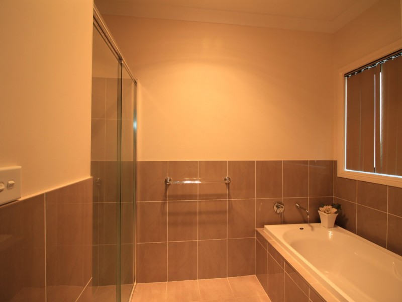 14 Kaputar Close, Tamworth NSW 2340