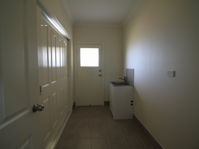 14 Kaputar Close, Tamworth NSW 2340