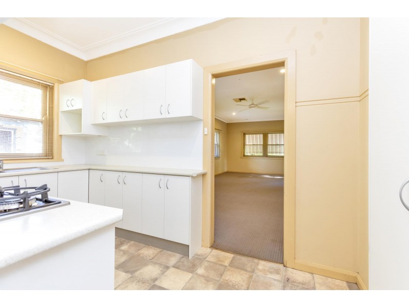 30 Dowell Avenue, East Tamworth NSW 2340