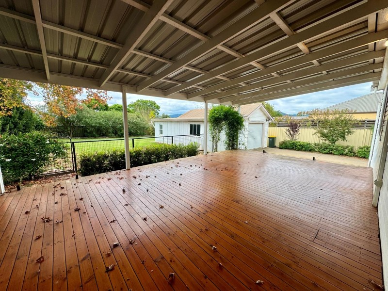 12 Cobley Avenue, South Tamworth NSW 2340