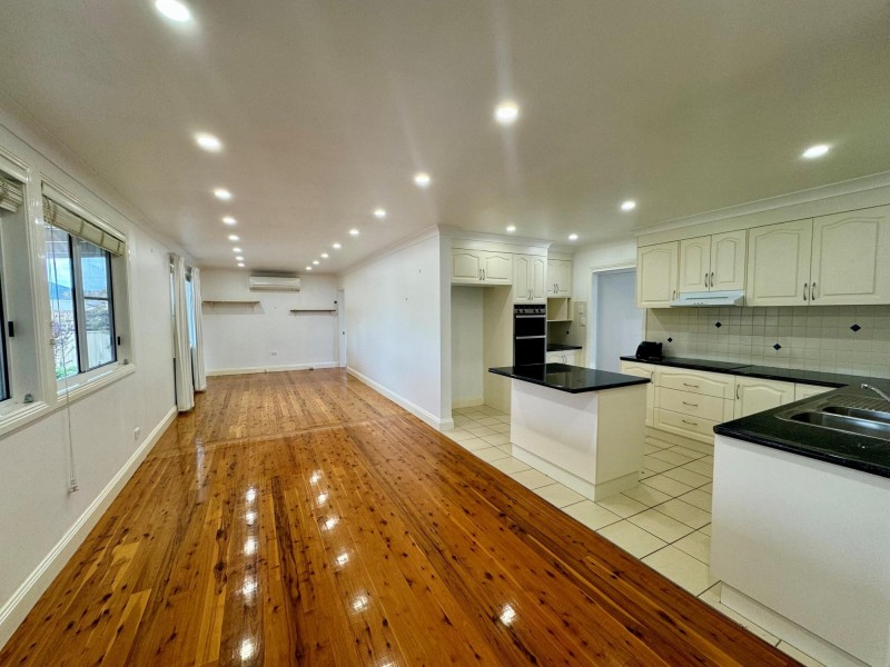 12 Cobley Avenue, South Tamworth NSW 2340