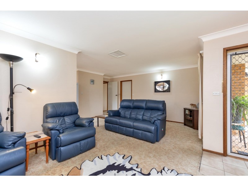 1-2/11 Illoura Street, Tamworth NSW 2340