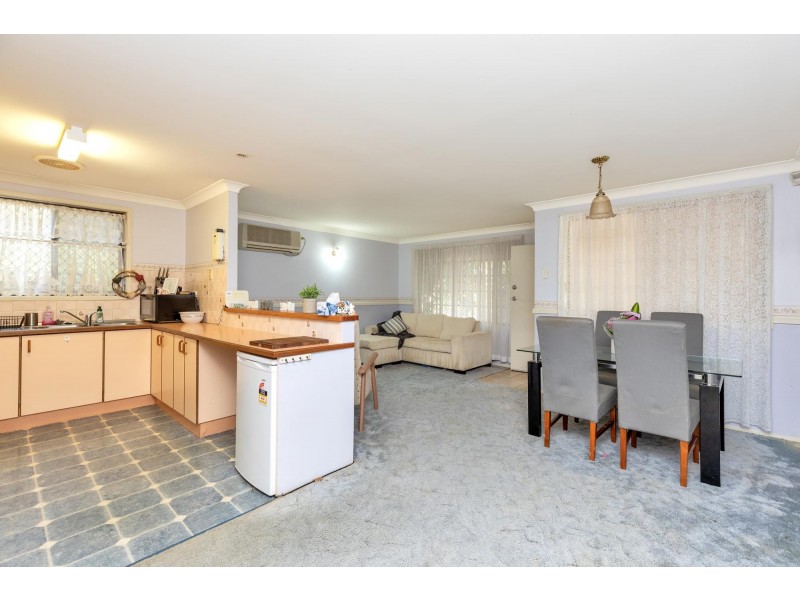1-2/11 Illoura Street, Tamworth NSW 2340
