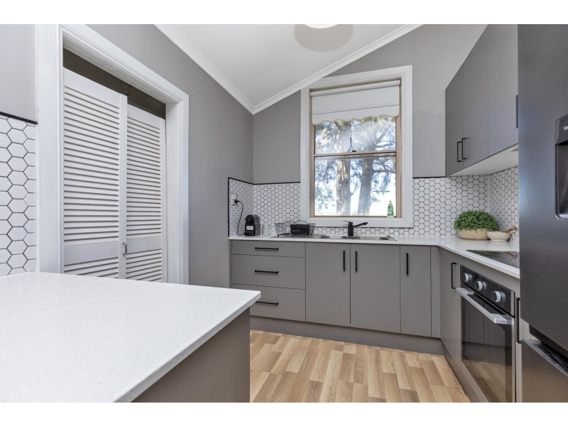 1 Nemingha Heights Rd, Nemingha NSW 2340