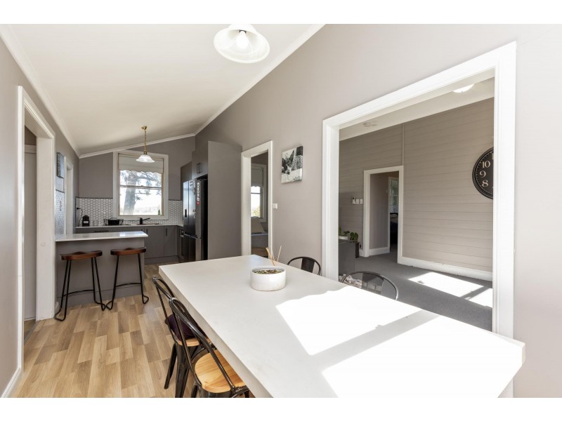 1 Nemingha Heights Rd, Nemingha NSW 2340