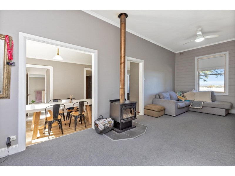 1 Nemingha Heights Rd, Nemingha NSW 2340