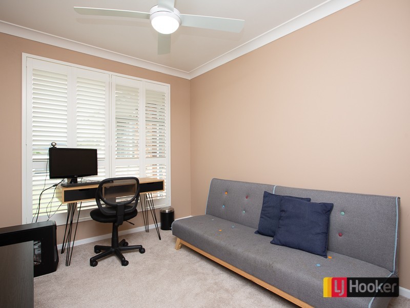 8 Robey Street, Kootingal NSW 2352